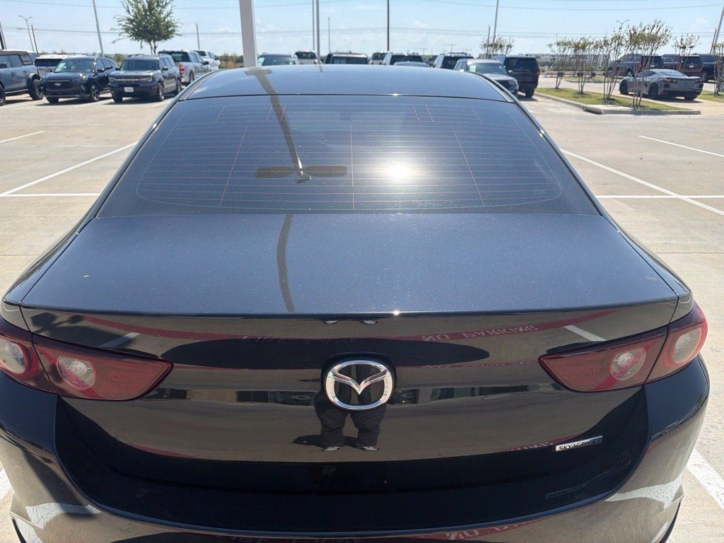 Used 2024 MAZDA MAZDA3 s FWD image 8