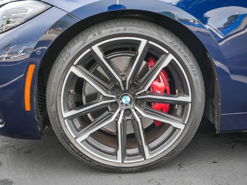 Used 2024 BMW M440i Coupe w/ Premium Package image 12