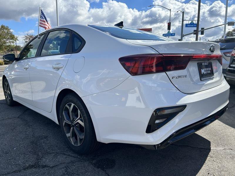 Used 2019 Kia Forte LXS FWD image 5