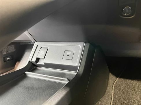 Used 2025 Acura RDX SH-AWD image 27