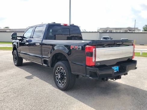 Used 2024 Ford F250 Platinum AWD/4WD image 4