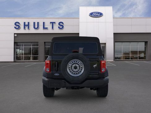 New 2025 Ford Bronco 4-Door image 5