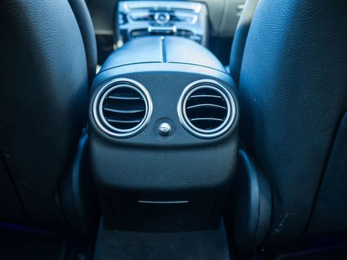 Used 2018 Mercedes-Benz E 300 4MATIC w/ Premium 2 Package image 25