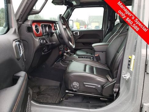 Used 2022 Jeep Wrangler Unlimited Rubicon w/ Trailer Tow Package AWD/4WD image 17