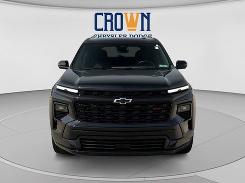Used 2024 Chevrolet Traverse RS w/ LPO, Floor Liner Package FWD image 8