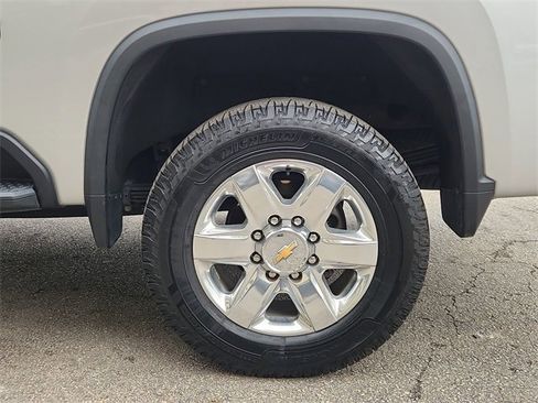 Used 2021 Chevrolet Silverado 2500 LTZ w/ LTZ Premium Package image 33