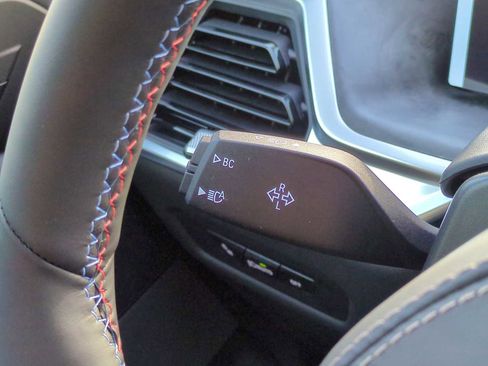 Used 2026 BMW X5 M60i image 28