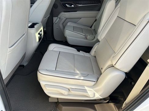 Used 2022 GMC Yukon Denali image 18