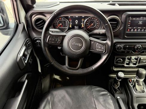 Used 2020 Jeep Gladiator Sport w/ Quick Order Package 24S image 15