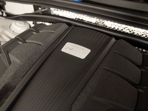 New 2026 Porsche Macan S image 42