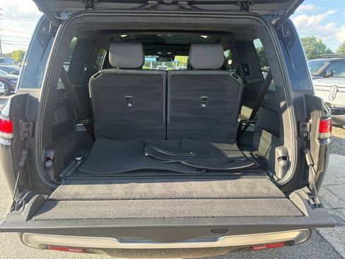 Used 2025 Rivian R1S Adventure AWD/4WD image 33