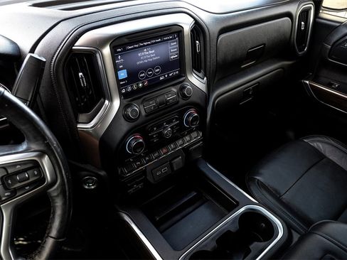 Used 2019 Chevrolet Silverado 1500 LT Trail Boss image 21