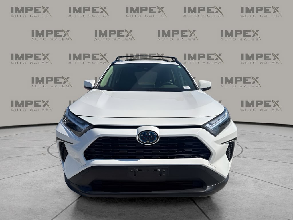 Used 2024 Toyota RAV4 XLE w/ Convenience Package AWD/4WD image 8