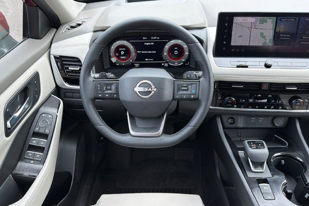 Used 2025 Nissan Rogue SL w/ SL Premium Package AWD/4WD image 11
