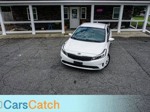 Used 2017 Kia Forte LX w/ LX Popular Package FWD image 3