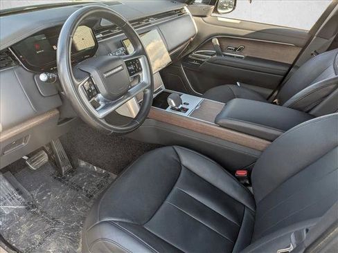 Used 2024 Land Rover Range Rover Long Wheelbase SE image 10