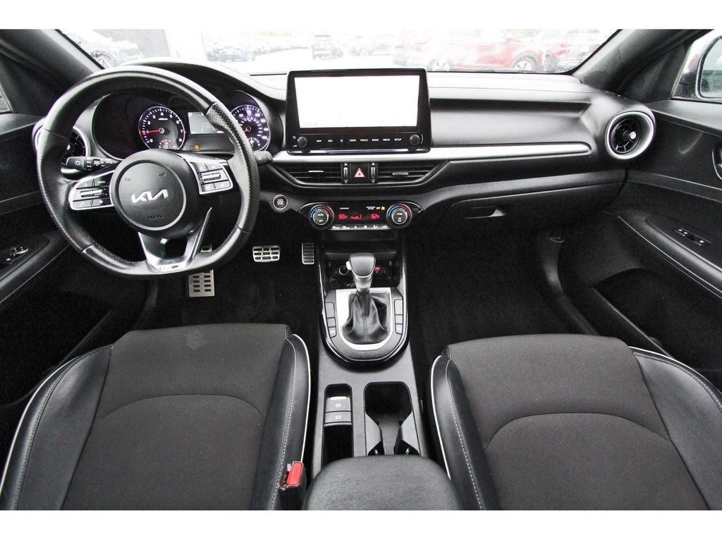 Used 2023 Kia Forte GT-Line w/ GT-Line Technology Package FWD image 10
