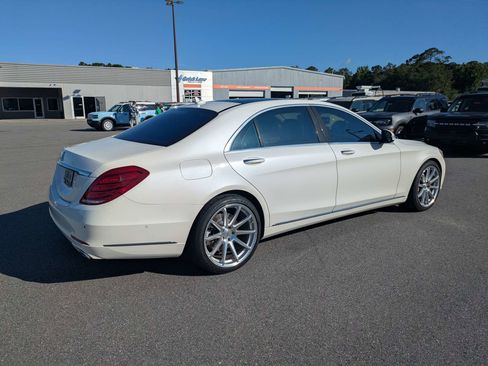 Used 2015 Mercedes-Benz S 550 Sedan image 4