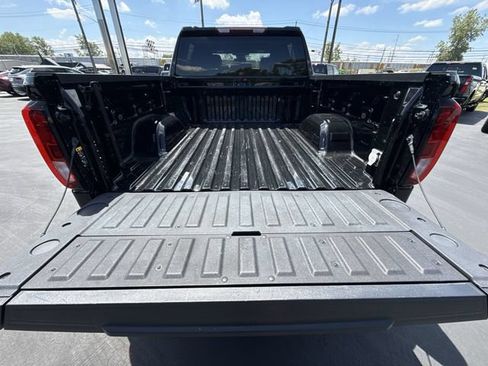 Certified 2023 GMC Sierra 1500 Elevation w/ LPO, Elevation Black Package AWD/4WD image 25