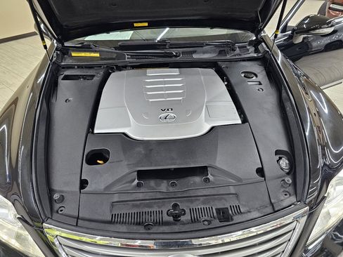 Used 2012 Lexus LS 460 Luxury image 44
