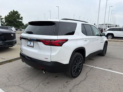 Used 2023 Chevrolet Traverse RS w/ LPO, Floor Liner Package AWD/4WD image 3