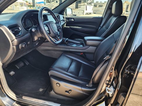Used 2025 Dodge Durango GT AWD/4WD image 17