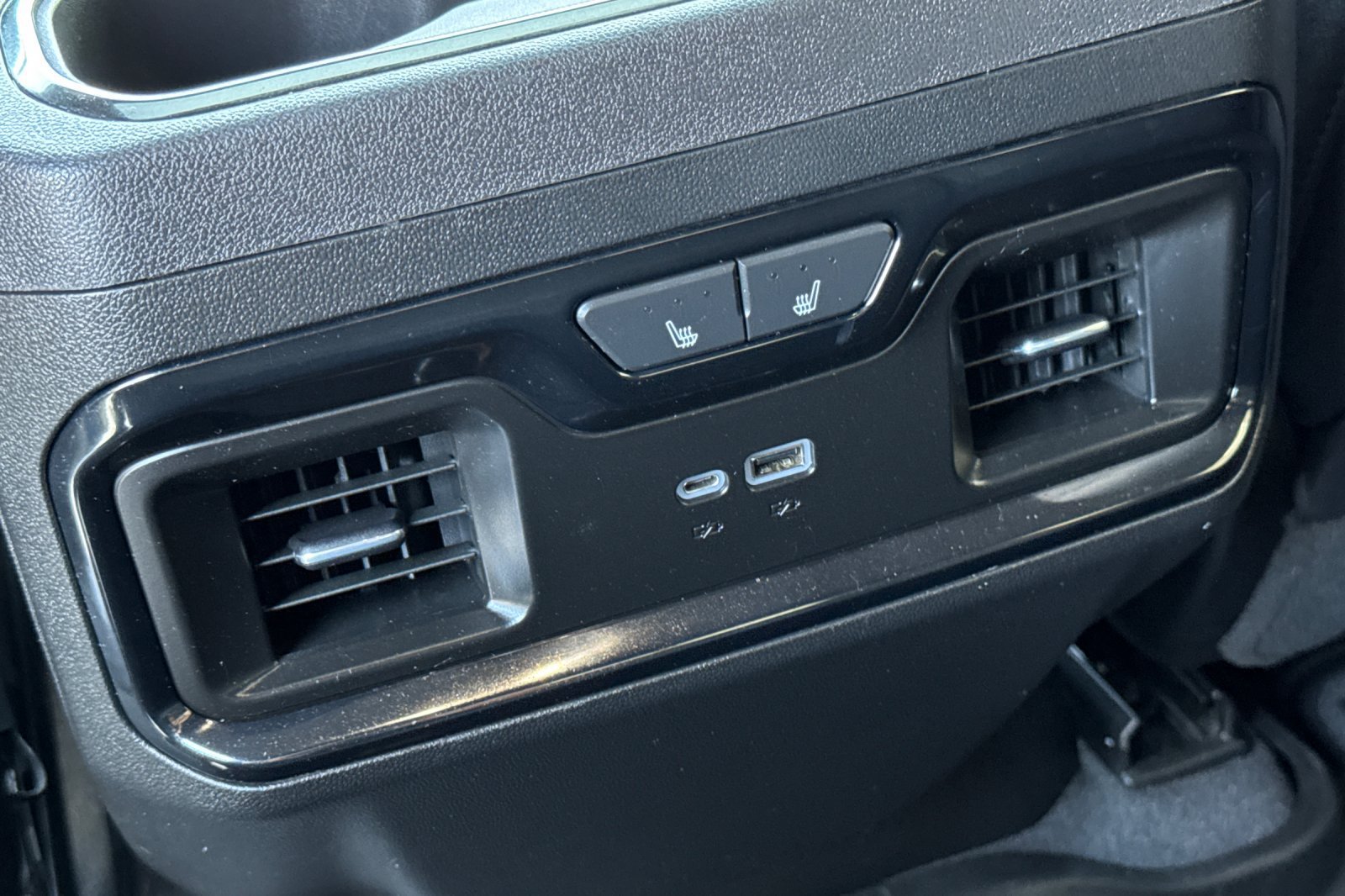Used 2023 GMC Sierra 1500 AT4 w/ AT4 Premium Package AWD/4WD image 13