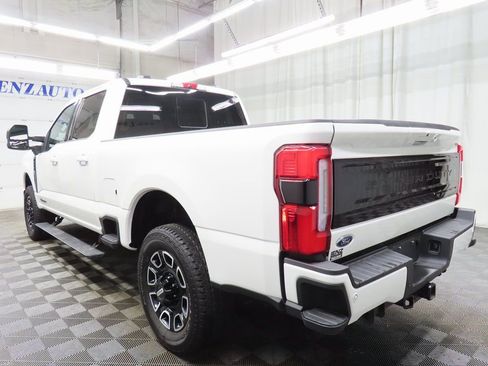 Used 2025 Ford F250 Platinum image 5