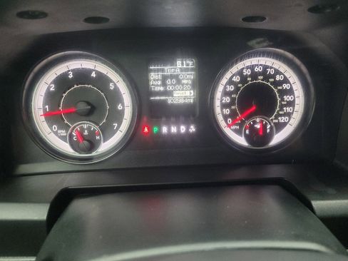Used 2017 RAM 1500 Tradesman w/ Chrome Appearance Group AWD/4WD image 23