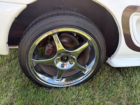 Used 1996 Ford Mustang Convertible RWD image 45