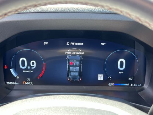 Used 2025 Ford Explorer Active AWD/4WD image 17