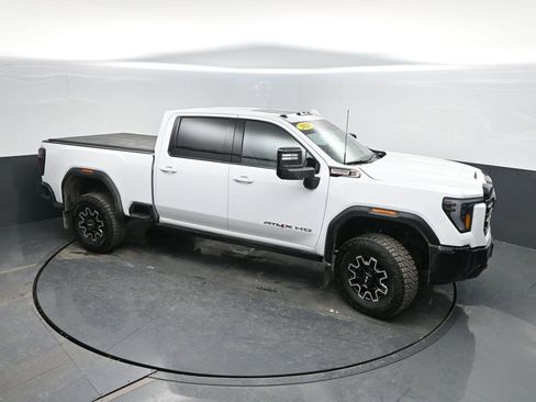 Used 2026 GMC Sierra 2500 AT4X image 45