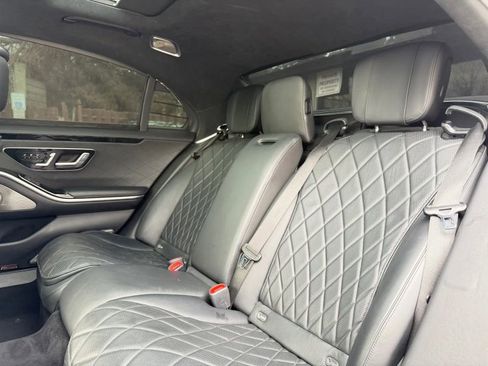 Used 2021 Mercedes-Benz S 580 4MATIC Sedan w/ AMG Line image 16