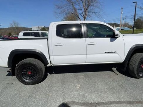 Certified 2023 Toyota Tacoma TRD Pro AWD/4WD image 9
