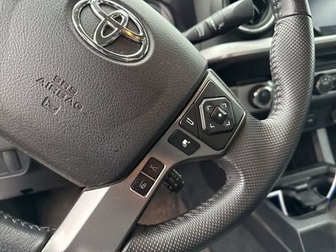 Used 2021 Toyota Tacoma SR5 image 11