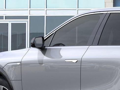 New 2025 Cadillac Lyriq Luxury image 12