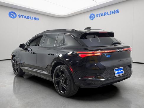 Used 2024 Chevrolet Equinox EV RS FWD image 6