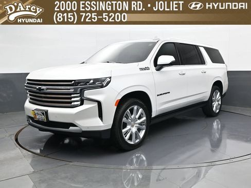 Used 2024 Chevrolet Suburban High Country AWD/4WD image 1