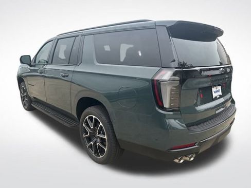 New 2025 Chevrolet Suburban RST w/ Advanced Technology Package image 3