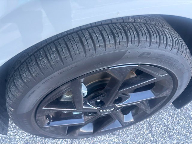 Used 2026 Kia K5 GT-Line w/ GT-Line Premium Package FWD image 3