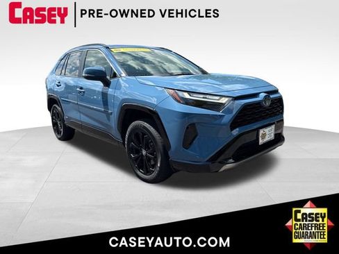 Used 2022 Toyota RAV4 SE w/ Convenience Package AWD/4WD image 1