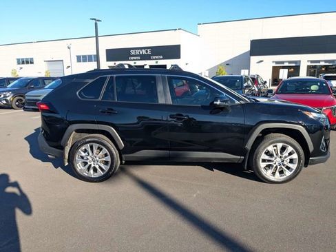 Used 2024 Toyota RAV4 XLE Premium image 2