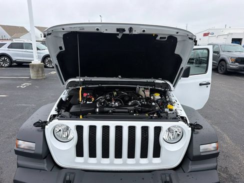 Used 2023 Jeep Wrangler Unlimited Sport AWD/4WD image 35