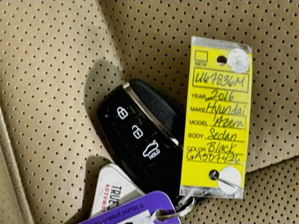 Used 2016 Hyundai Azera FWD image 36