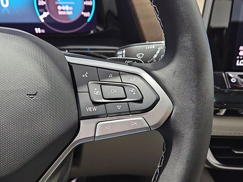 New 2026 Volkswagen Atlas SE FWD image 22
