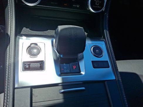 Used 2026 Jaguar F-PACE R-Dynamic S AWD/4WD image 14