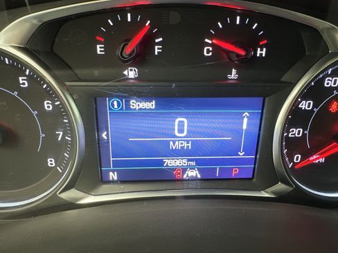 Used 2022 GMC Terrain SLE w/ Driver Convenience Package image 19