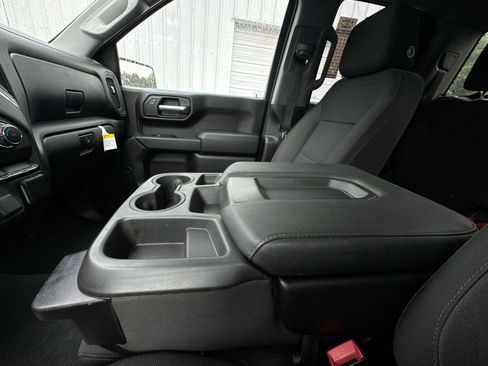 Used 2022 Chevrolet Silverado 1500 Custom RWD image 24