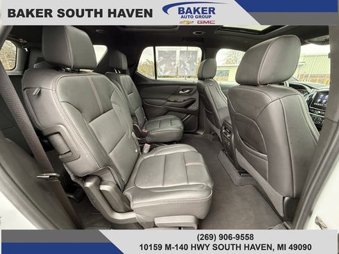 Used 2023 Chevrolet Traverse RS image 12