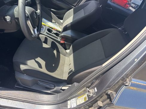 Used 2020 Volkswagen Jetta SE FWD image 13
